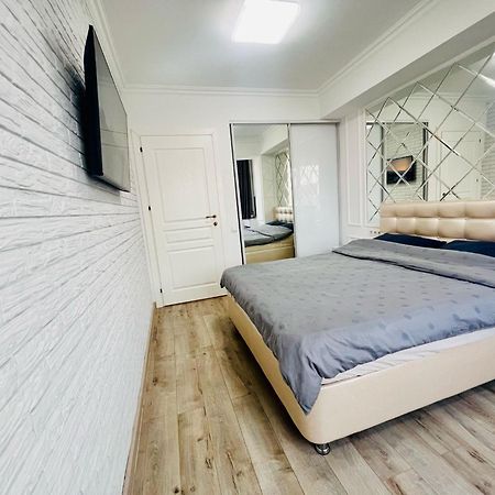 Central Eco View Apartment Chisinau Luaran gambar