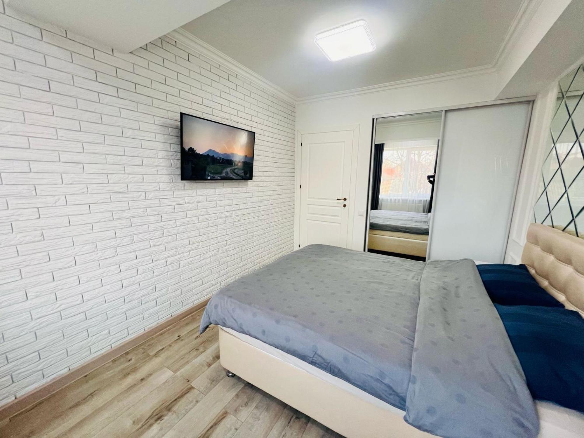 Central Eco View Apartment Chisinau Luaran gambar